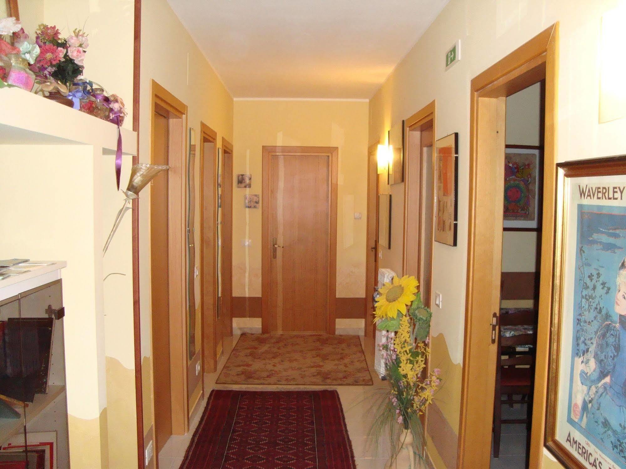 B&B Casa Ferrara Монополи Екстериор снимка